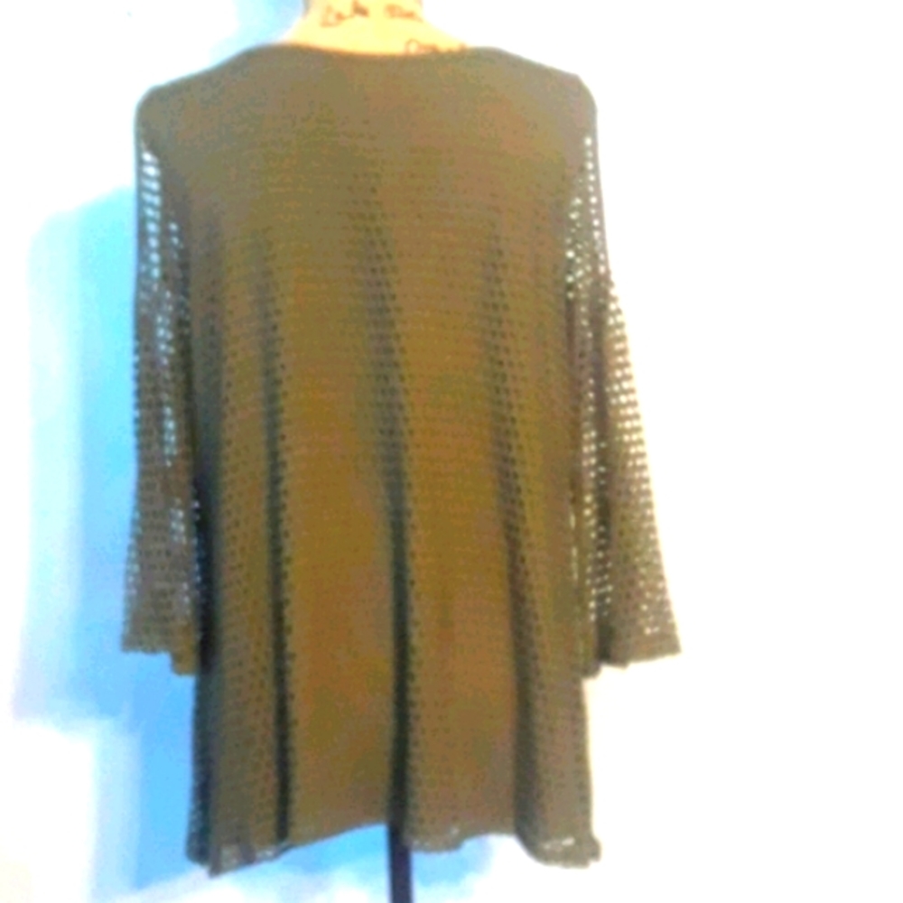 Casting Top - Picture 5 of 6